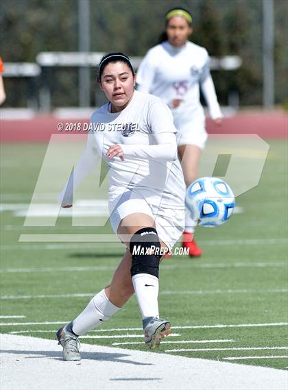 Thumbnail 2 in Woodland vs. Central Valley (CIF SJS D3 Final) photogallery.