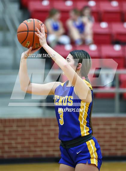 Thumbnail 3 in Venus @ Mineral Wells photogallery.