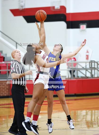 Thumbnail 2 in Venus @ Mineral Wells photogallery.