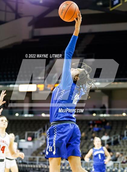 Thumbnail 2 in Highlands vs Dixie (9th Region quarterfinals) photogallery.