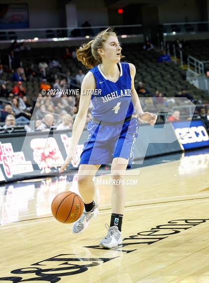 Thumbnail 3 in Highlands vs Dixie (9th Region quarterfinals) photogallery.