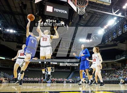Thumbnail 1 in Highlands vs Dixie (9th Region quarterfinals) photogallery.