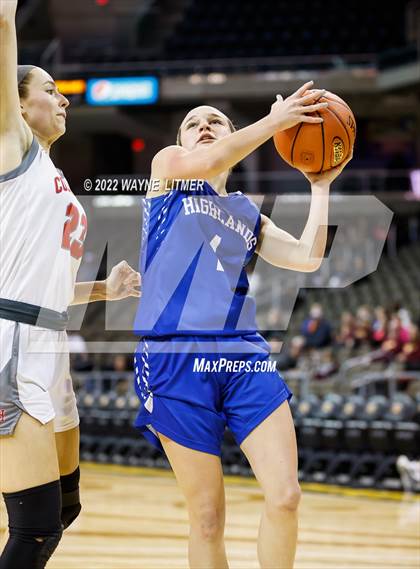 Thumbnail 3 in Highlands vs Dixie (9th Region quarterfinals) photogallery.