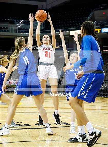 Thumbnail 1 in Highlands vs Dixie (9th Region quarterfinals) photogallery.
