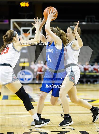 Thumbnail 2 in Highlands vs Dixie (9th Region quarterfinals) photogallery.