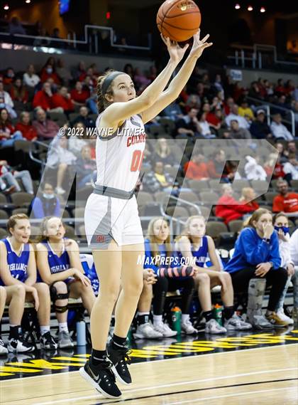 Thumbnail 2 in Highlands vs Dixie (9th Region quarterfinals) photogallery.