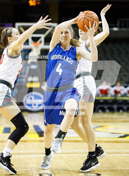 Thumbnail 2 in Highlands vs Dixie (9th Region quarterfinals) photogallery.