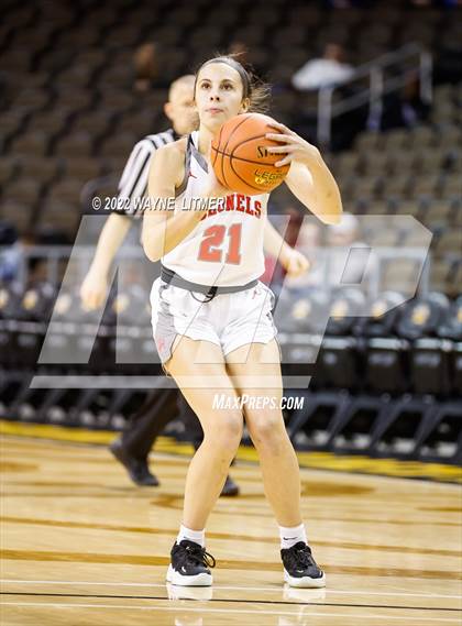 Thumbnail 3 in Highlands vs Dixie (9th Region quarterfinals) photogallery.