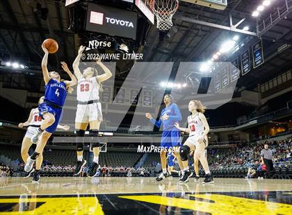 Thumbnail 3 in Highlands vs Dixie (9th Region quarterfinals) photogallery.