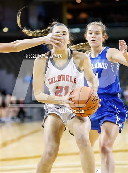 Thumbnail 1 in Highlands vs Dixie (9th Region quarterfinals) photogallery.