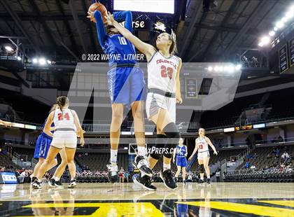 Thumbnail 3 in Highlands vs Dixie (9th Region quarterfinals) photogallery.