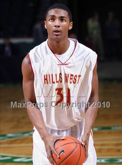 Thumbnail 2 in Half Hollow Hills West @ Christ the King (PrimeTime Shootout) photogallery.