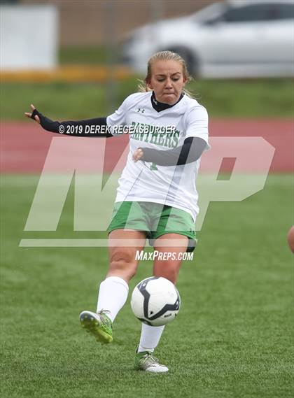 Thumbnail 3 in Delta vs Peak to Peak (CHSAA 3A 1st Round) photogallery.