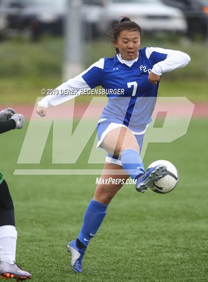 Thumbnail 2 in Delta vs Peak to Peak (CHSAA 3A 1st Round) photogallery.