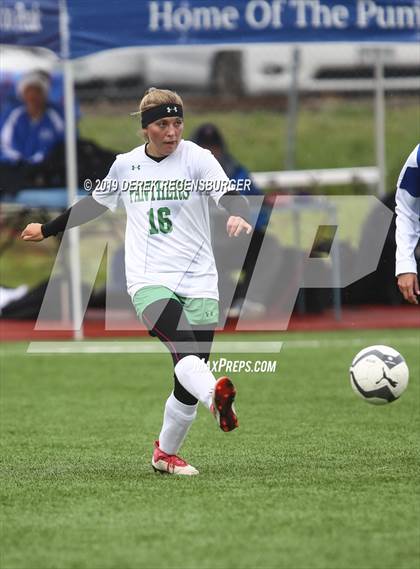 Thumbnail 3 in Delta vs Peak to Peak (CHSAA 3A 1st Round) photogallery.