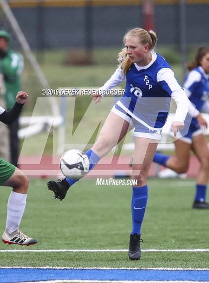 Thumbnail 2 in Delta vs Peak to Peak (CHSAA 3A 1st Round) photogallery.