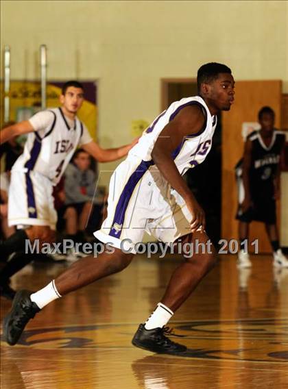 Thumbnail 3 in Wagner vs. Islip (2011 Holiday Tournament) photogallery.