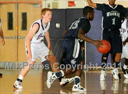 Thumbnail 2 in Wagner vs. Islip (2011 Holiday Tournament) photogallery.