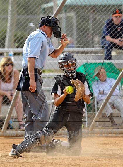 Thumbnail 3 in Canyon vs. Quartz Hill (Hart Tourney) photogallery.
