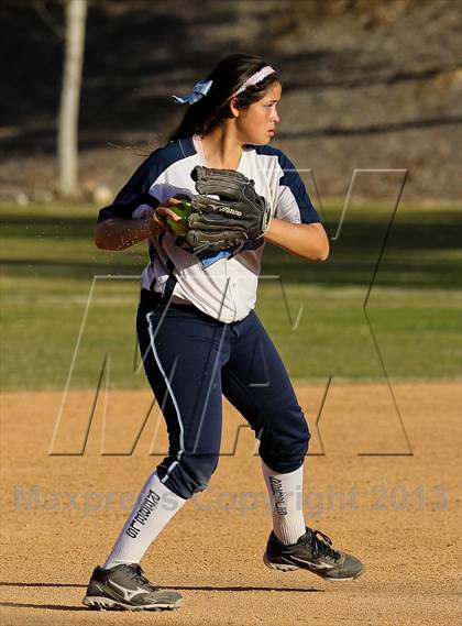 Thumbnail 1 in Canyon vs. Quartz Hill (Hart Tourney) photogallery.