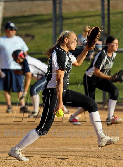 Thumbnail 2 in Canyon vs. Quartz Hill (Hart Tourney) photogallery.