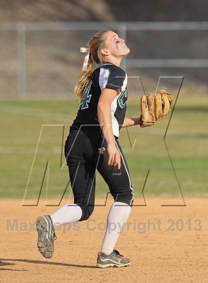 Thumbnail 1 in Canyon vs. Quartz Hill (Hart Tourney) photogallery.