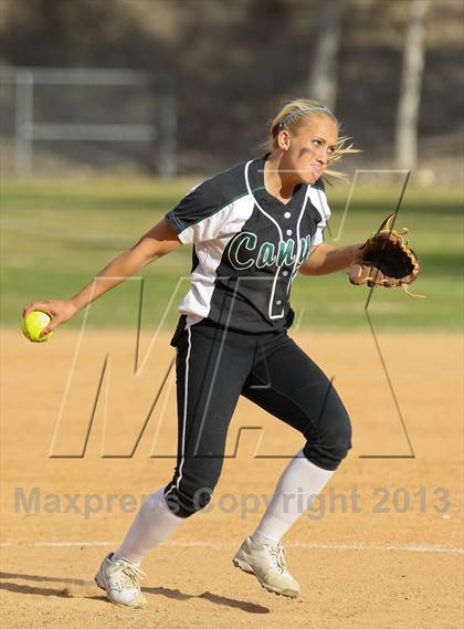Thumbnail 1 in Canyon vs. Quartz Hill (Hart Tourney) photogallery.