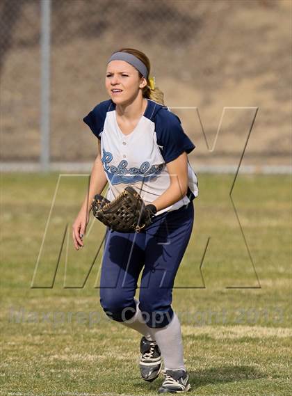 Thumbnail 3 in Canyon vs. Quartz Hill (Hart Tourney) photogallery.