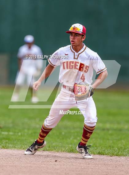 Thumbnail 2 in Central Catholic @ Los Banos (CIF SJS D-4 Final) photogallery.