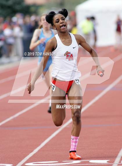 Thumbnail 1 in CHSAA State (Day 3) photogallery.
