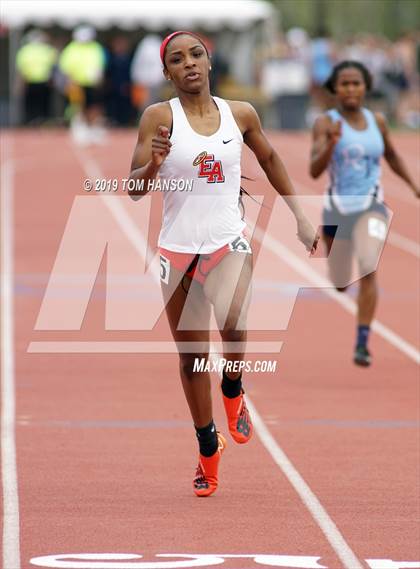 Thumbnail 1 in CHSAA State (Day 3) photogallery.