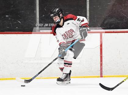 Thumbnail 2 in Tabor vs. Loomis Chaffee (Patsy K. Odden Invitational) photogallery.