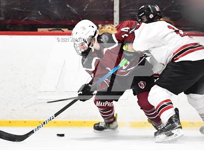 Thumbnail 1 in Tabor vs. Loomis Chaffee (Patsy K. Odden Invitational) photogallery.