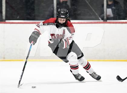 Thumbnail 3 in Tabor vs. Loomis Chaffee (Patsy K. Odden Invitational) photogallery.
