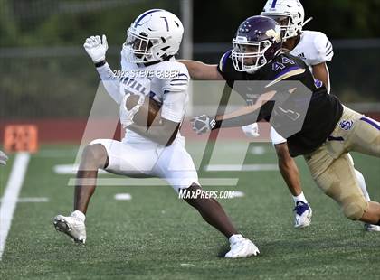 Thumbnail 2 in Garfield @ Lake Stevens photogallery.