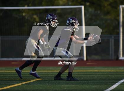 Thumbnail 2 in Garfield @ Lake Stevens photogallery.