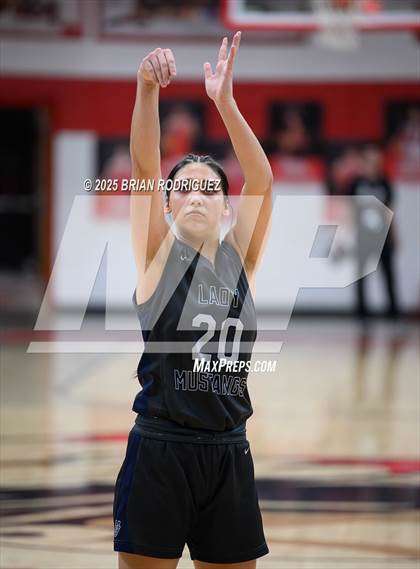 Thumbnail 2 in Buffalo Island Central vs Bergman (Cavenaugh Classic) photogallery.