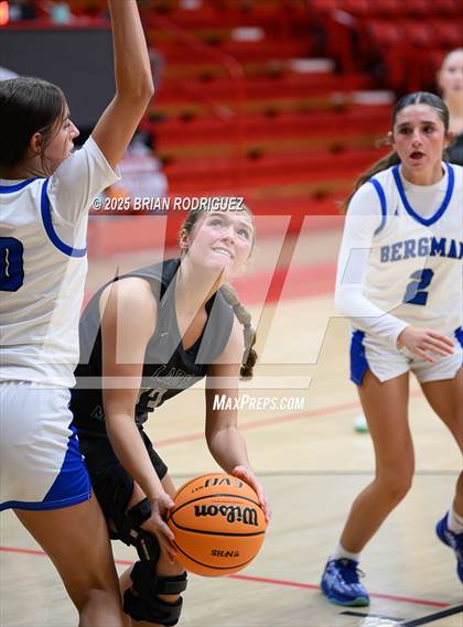 Thumbnail 2 in Buffalo Island Central vs Bergman (Cavenaugh Classic) photogallery.