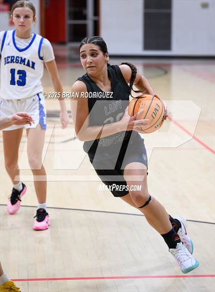 Thumbnail 1 in Buffalo Island Central vs Bergman (Cavenaugh Classic) photogallery.