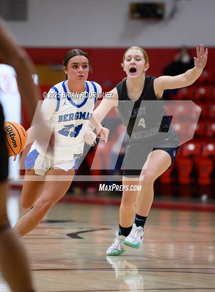 Thumbnail 2 in Buffalo Island Central vs Bergman (Cavenaugh Classic) photogallery.