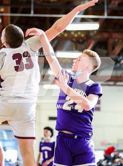 Thumbnail 2 in Warwick @ Kingston (Section 9 Class AA Quarterfinal) photogallery.