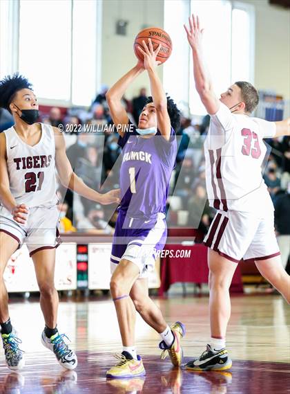 Thumbnail 1 in Warwick @ Kingston (Section 9 Class AA Quarterfinal) photogallery.