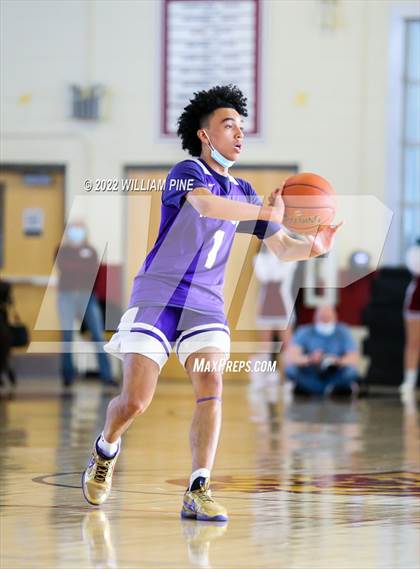 Thumbnail 3 in Warwick @ Kingston (Section 9 Class AA Quarterfinal) photogallery.