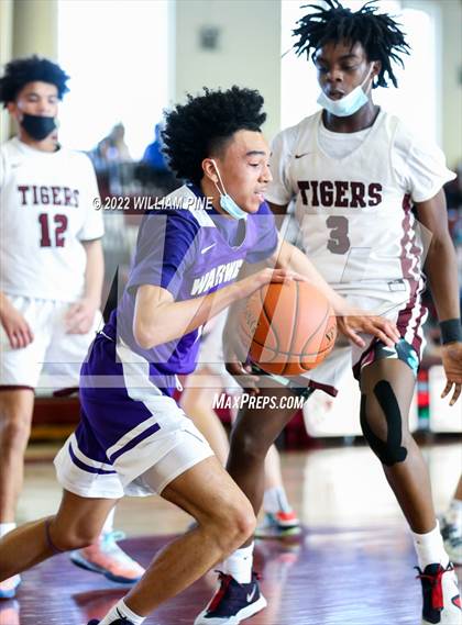 Thumbnail 2 in Warwick @ Kingston (Section 9 Class AA Quarterfinal) photogallery.