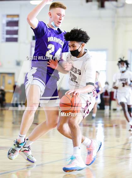 Thumbnail 1 in Warwick @ Kingston (Section 9 Class AA Quarterfinal) photogallery.