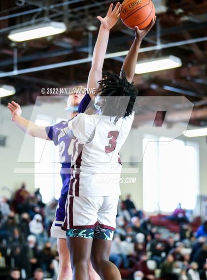 Thumbnail 2 in Warwick @ Kingston (Section 9 Class AA Quarterfinal) photogallery.