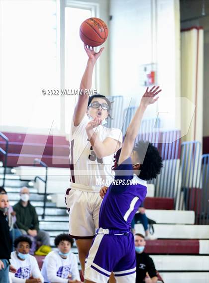 Thumbnail 3 in Warwick @ Kingston (Section 9 Class AA Quarterfinal) photogallery.