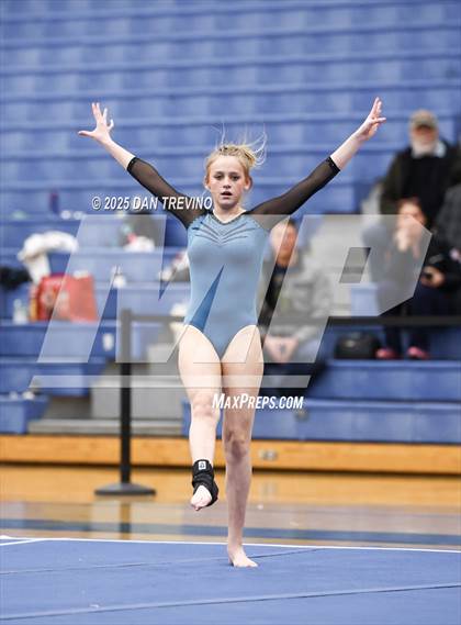 Thumbnail 2 in Southeastern District Meet #2: Hickory photogallery.