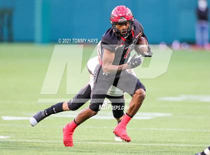 Thumbnail 1 in Rockwall-Heath vs. Cedar Hill (Class 6A D2 Quarterfinals) photogallery.