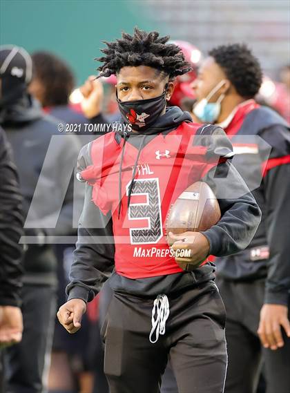 Thumbnail 2 in Rockwall-Heath vs. Cedar Hill (Class 6A D2 Quarterfinals) photogallery.
